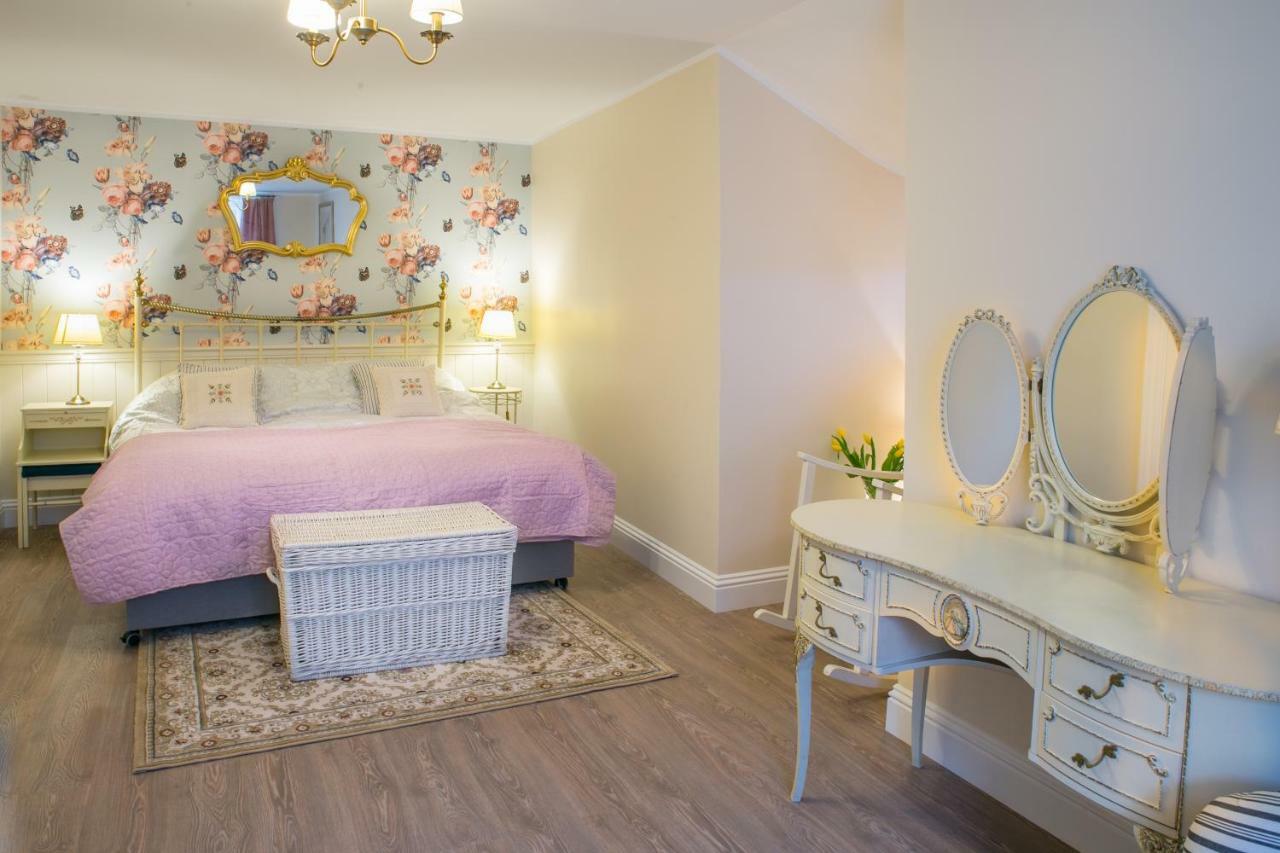 Romance Apartment Kuldiga Ngoại thất bức ảnh