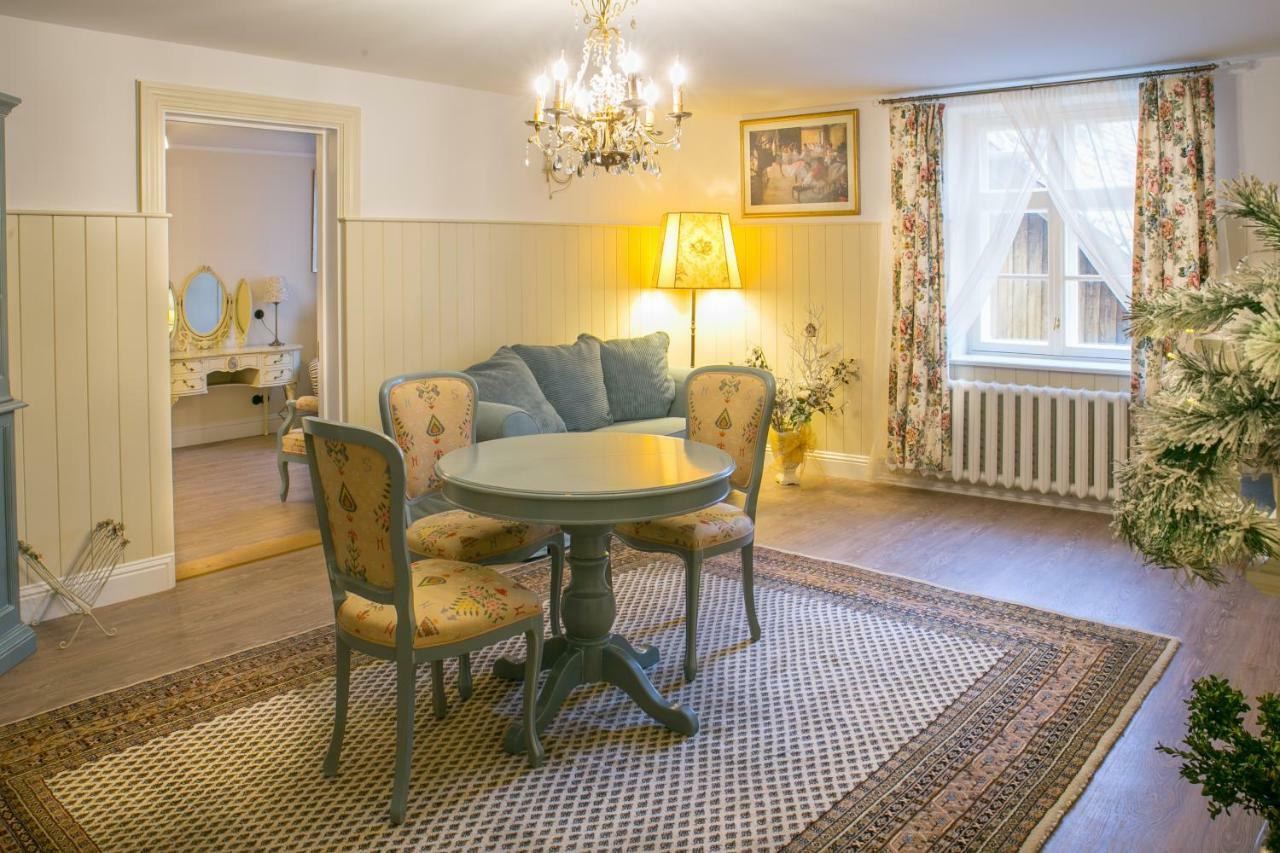 Romance Apartment Kuldiga Ngoại thất bức ảnh